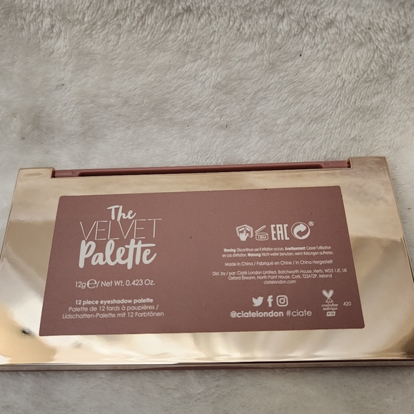 🆕️ Ciate The Velvet Palette - Picture 5 of 6